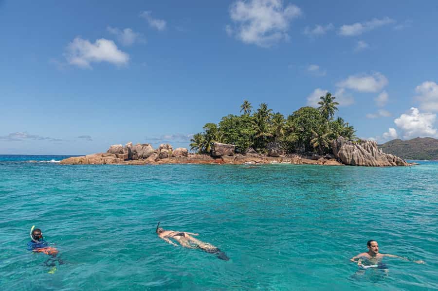 Curieuse and St. Pierre Islands Day Trip with BBQ Lunch - Back to Praslin: Light Refreshments and Closing the Loop