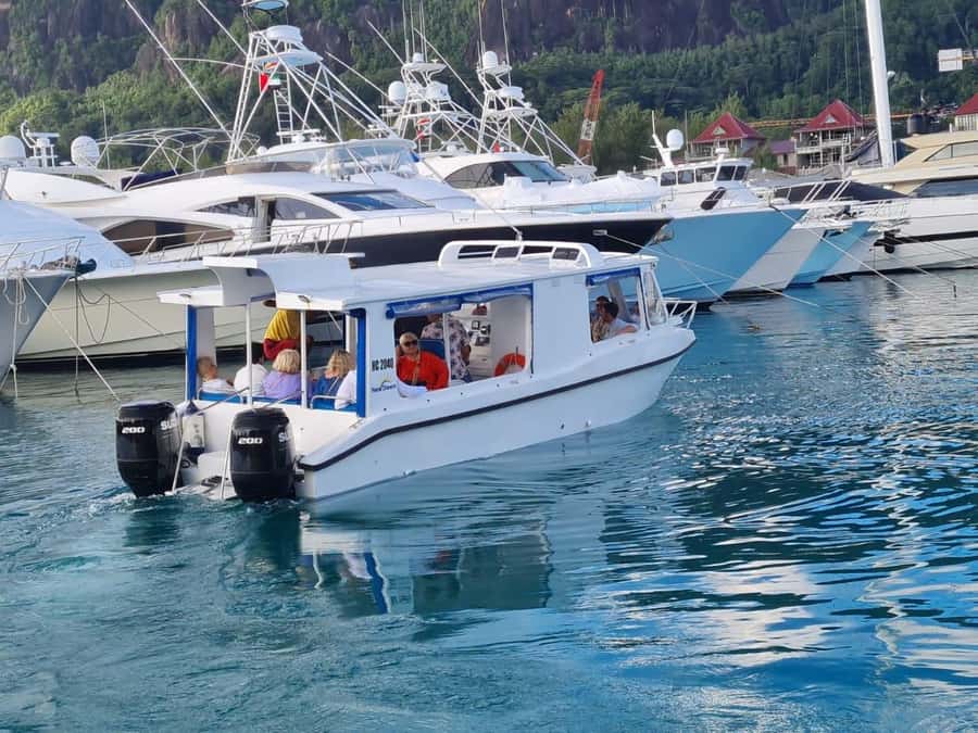 From Mahe eden island to Praslin & Ladigue Daytrip - From Eden Island to Praslin: Glacis Noir and Coco-de-Mer Viewing