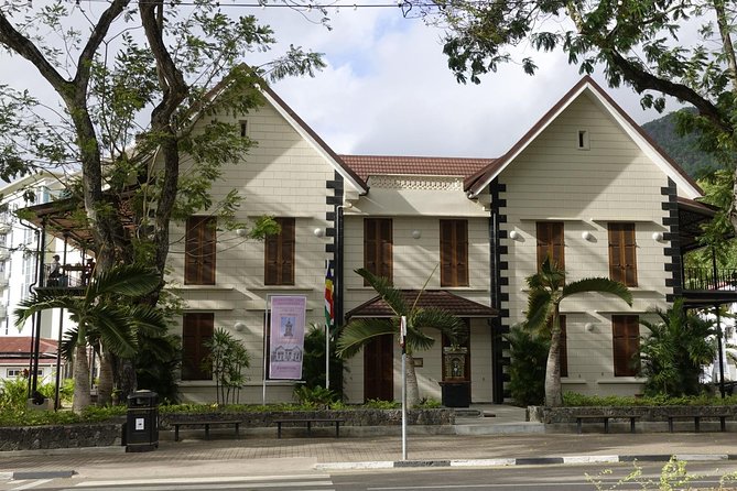Half Day Discovery Tour of Victoria - Seychelles Capital on Mahe Island - Seychelles National Botanical Gardens: where the tour actually slows down