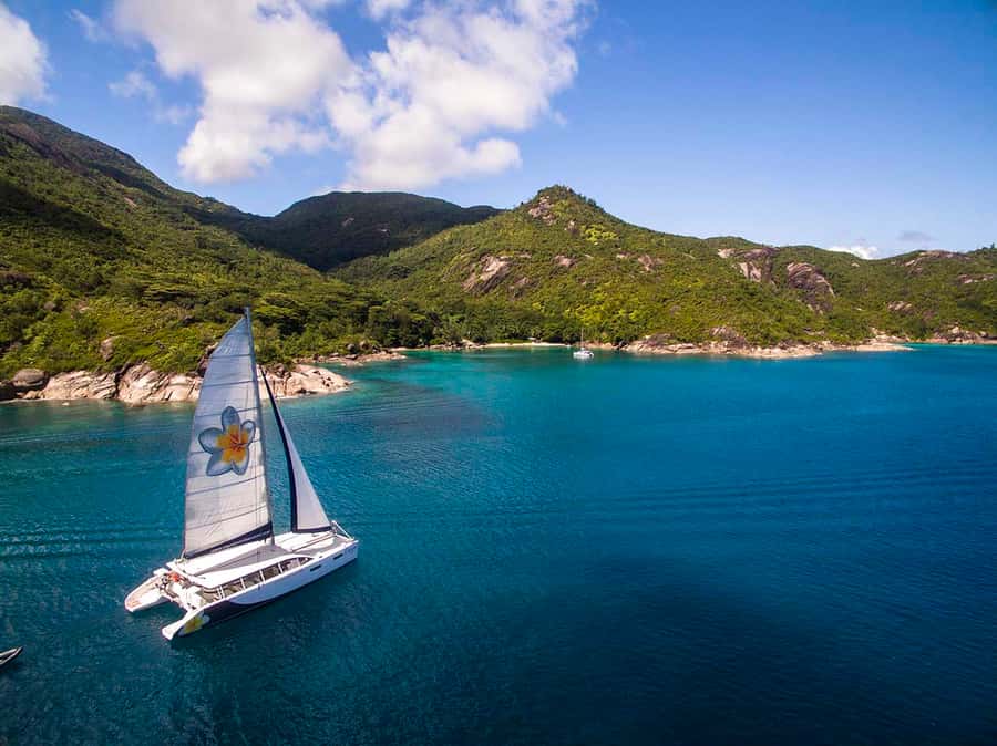 Mahé: Baie Ternay Park Catamaran Cruise with BBQ Lunch - Packing for Sun, Spray, and Quick Changes