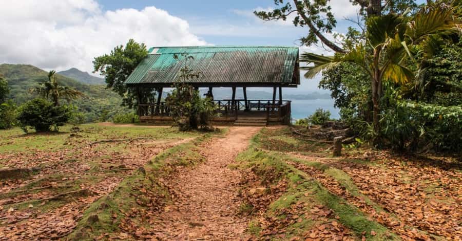 Mahé: Private Customizable Full-Day Tour with Hotel Pickup - Mission Lodge Lookout and the west-coast view that earns its hype