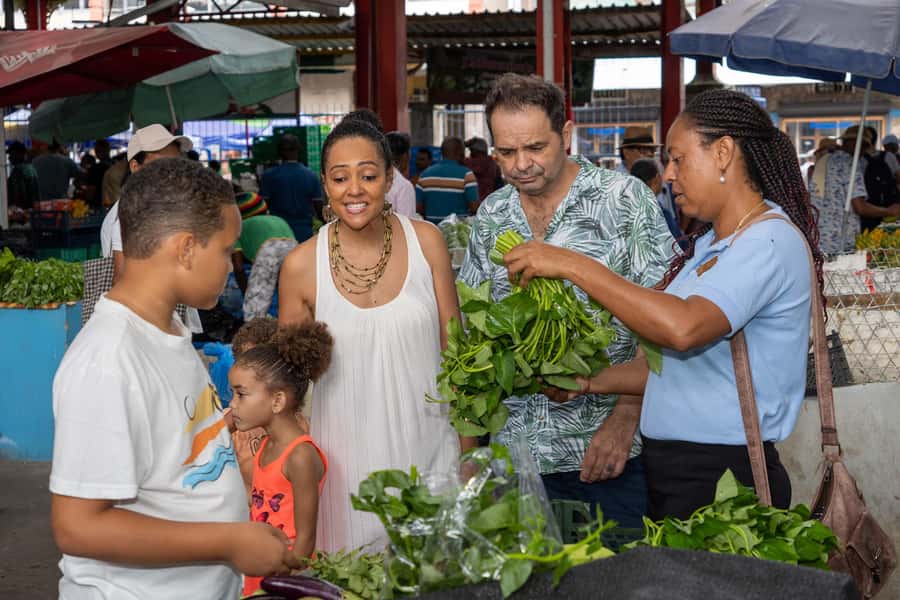 Mahé: Wild South Discovery Trip with Local Lunch - Victoria Market, clock tower area, and the Hindu temple