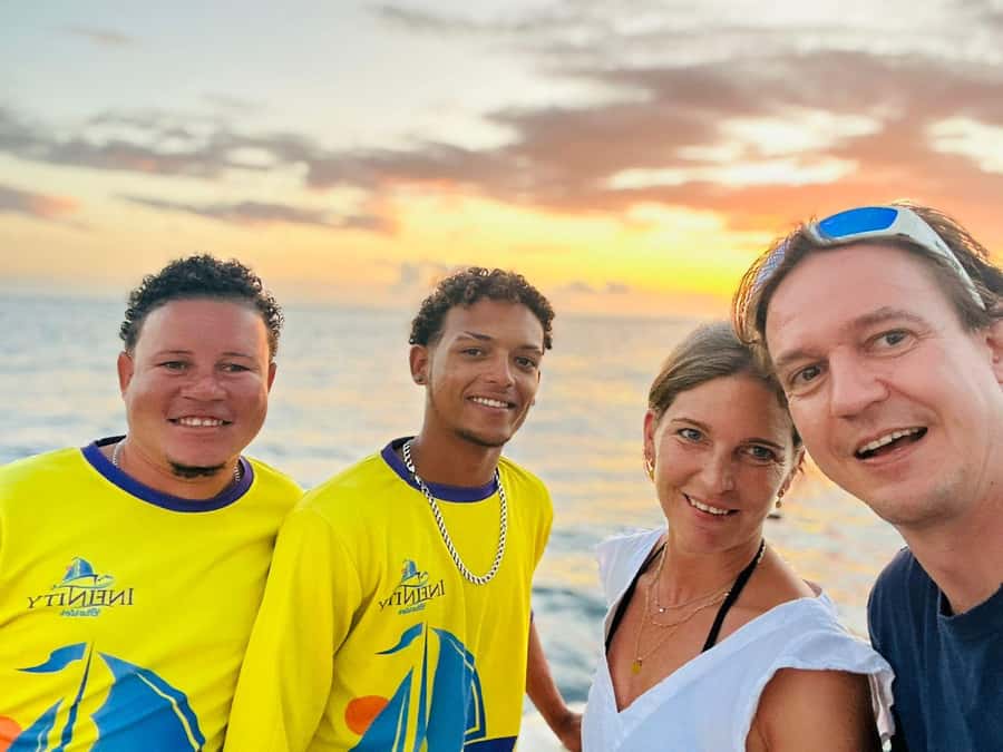 Praslin: Curieuse & St-Pierre Boat Adventure with Snorkeling - St. Pierre Marine Park: One Hour of Snorkeling and Island Beach Views