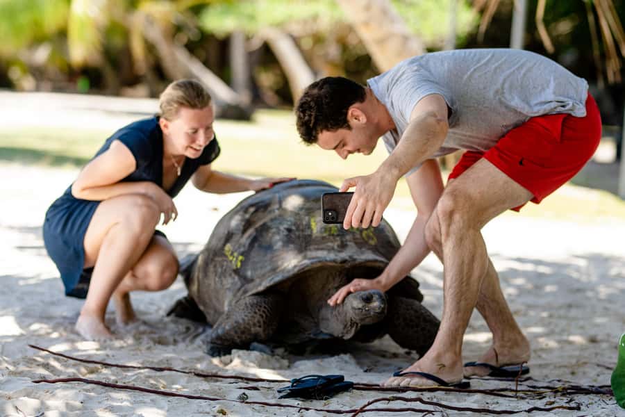 Praslin: Curieuse & St. Pierre Full-Day Boat Trip with Lunch - From Grand Anse pickup to speedboat time: the 7-hour flow