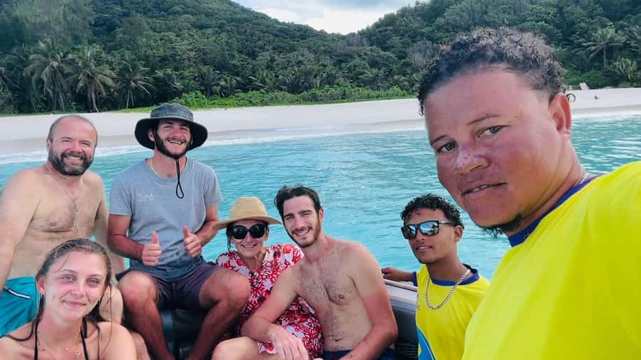 Praslin: Curieuse & St Pierre Island Day Trip with Barbecue - Aldabra giant tortoises on Curieuse: the part you will remember