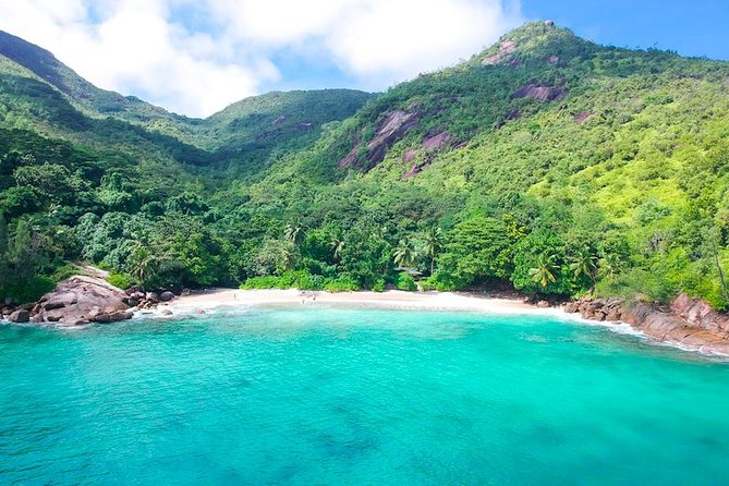 Private Full day Mahé island tour (1-2 persons) - Private pickup and flexible routing across Mahé