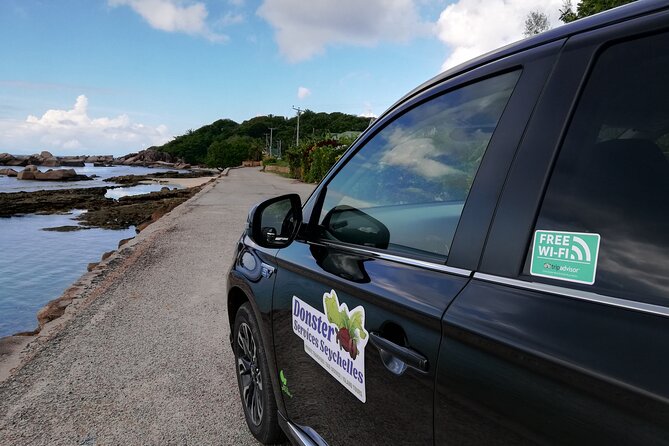 Private Transfer from PRASLIN Ferry Terminal - Entering Praslin: why this transfer feels different