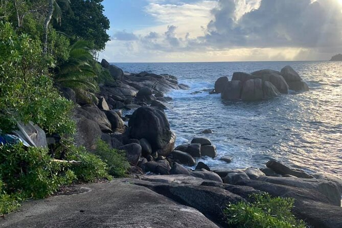 Rock Pool, dreamlike & unique experience | Mahé | Private hike | - Who Should Book This Rock Pool Hike