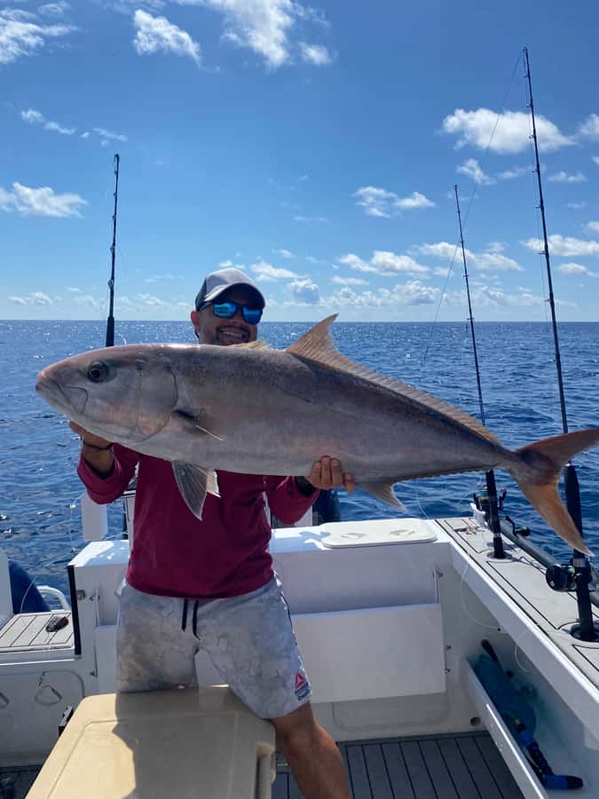 Seychelles: Guided Fishing Trip with Pickup and Equipment - Where you fish: schools, game fish, and the ocean cast
