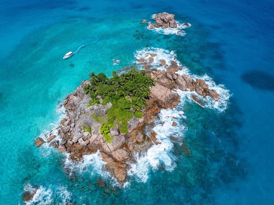 Seychelles: St Pierre and Curieuse Catamaran Tour with Lunch - Boat Day Details That Affect Your Comfort