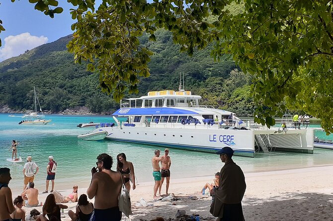 Taxi service & Mahe Island tours - The service style that earns repeat recommendations