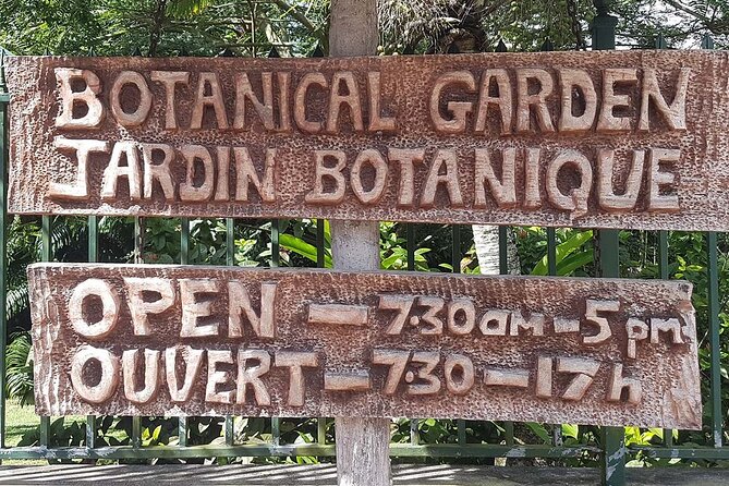 Victoria City Tour | Mahé, Seychelles | Private walking tour | - Botanical Garden Add-On: Giant Tortoises and Coco de Mer